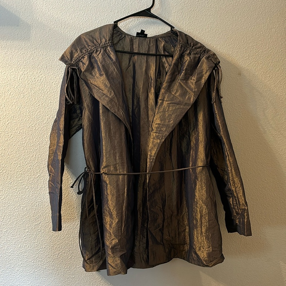 Staples metallic jacket with thin belt size medium